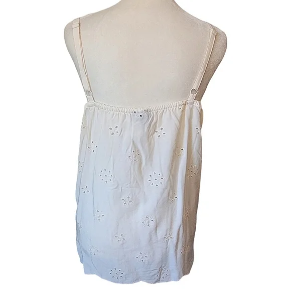 Torrid Eyelet Swing Cami Cream Lace Trim Button Front Boho Size 00 - Picture 6 of 17